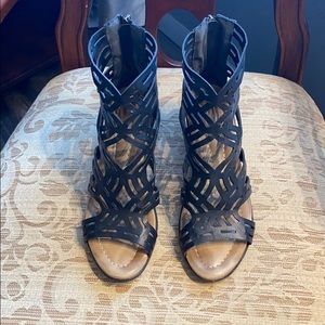 Sebaskina black shoes.